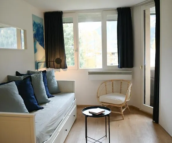 Cosy - Aiguille Du Midi Chamonix